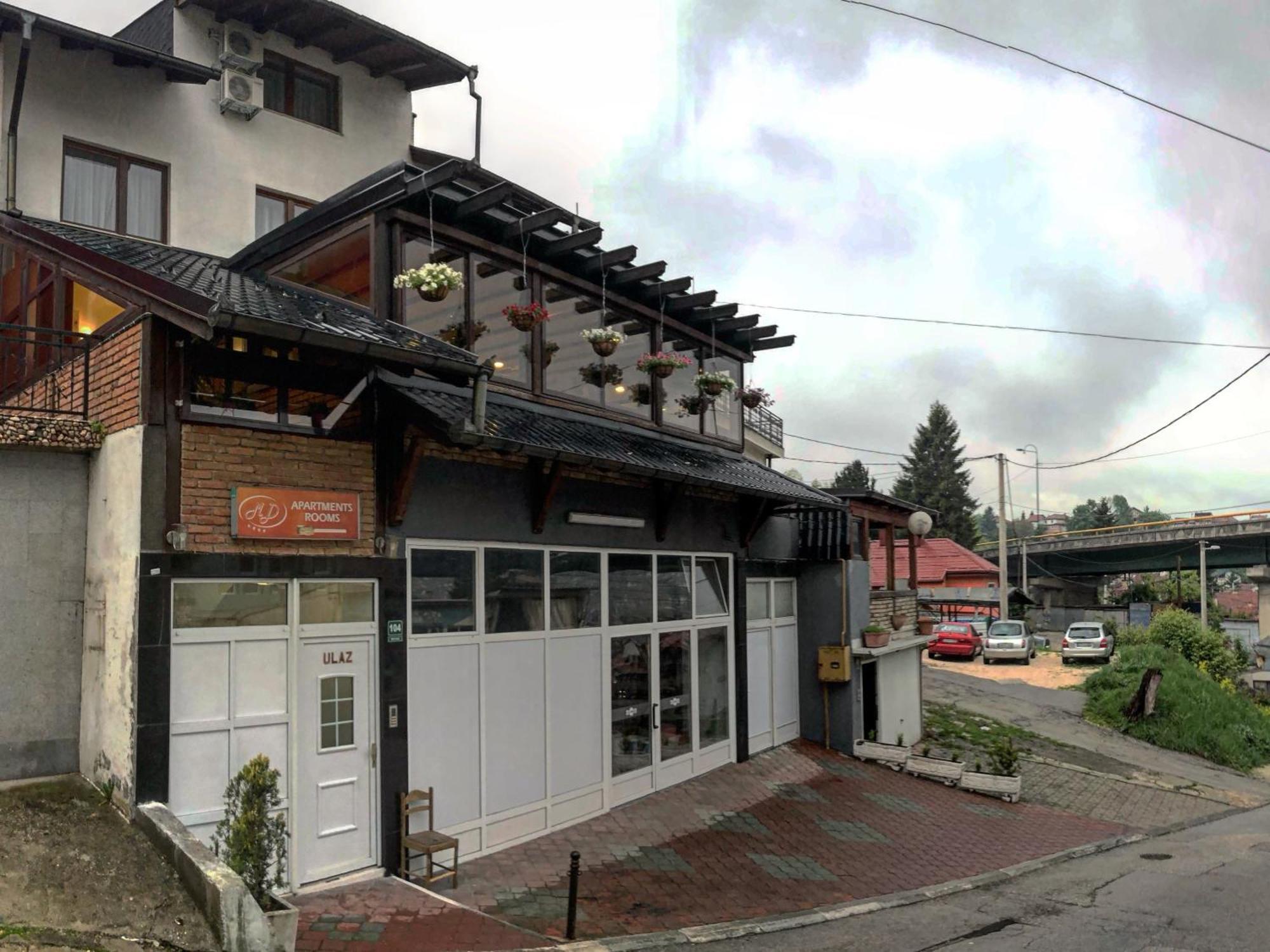 Demi Old Town - Garage Parking Hotel Sarajevo Exterior photo